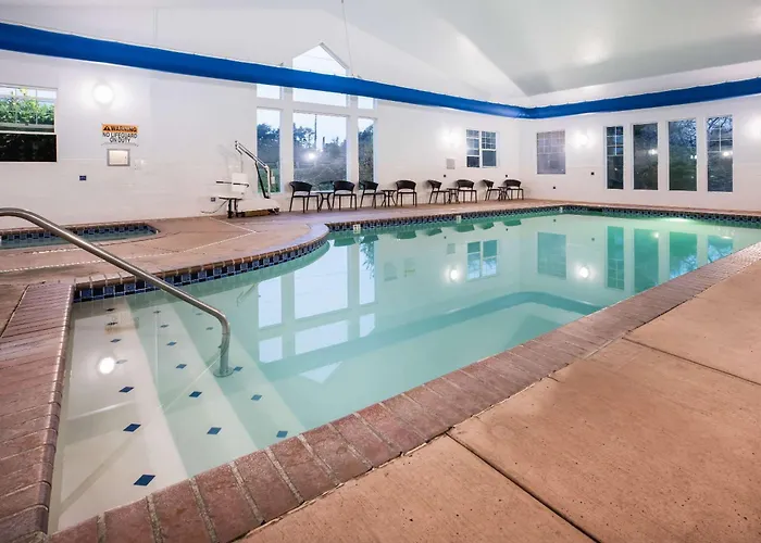 La Quinta By Wyndham Newport